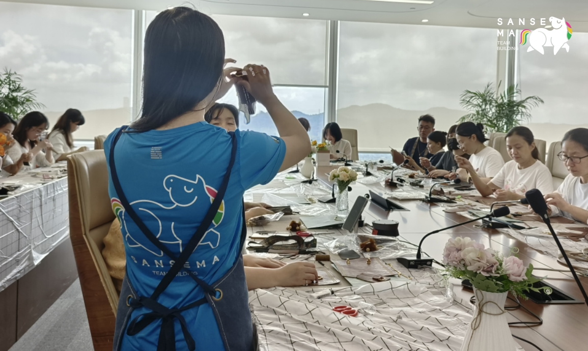 36人DIY皮质斜挎包