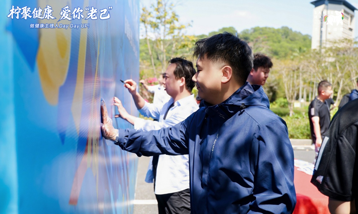 深圳西丽湖110人绿道徒步拓展
